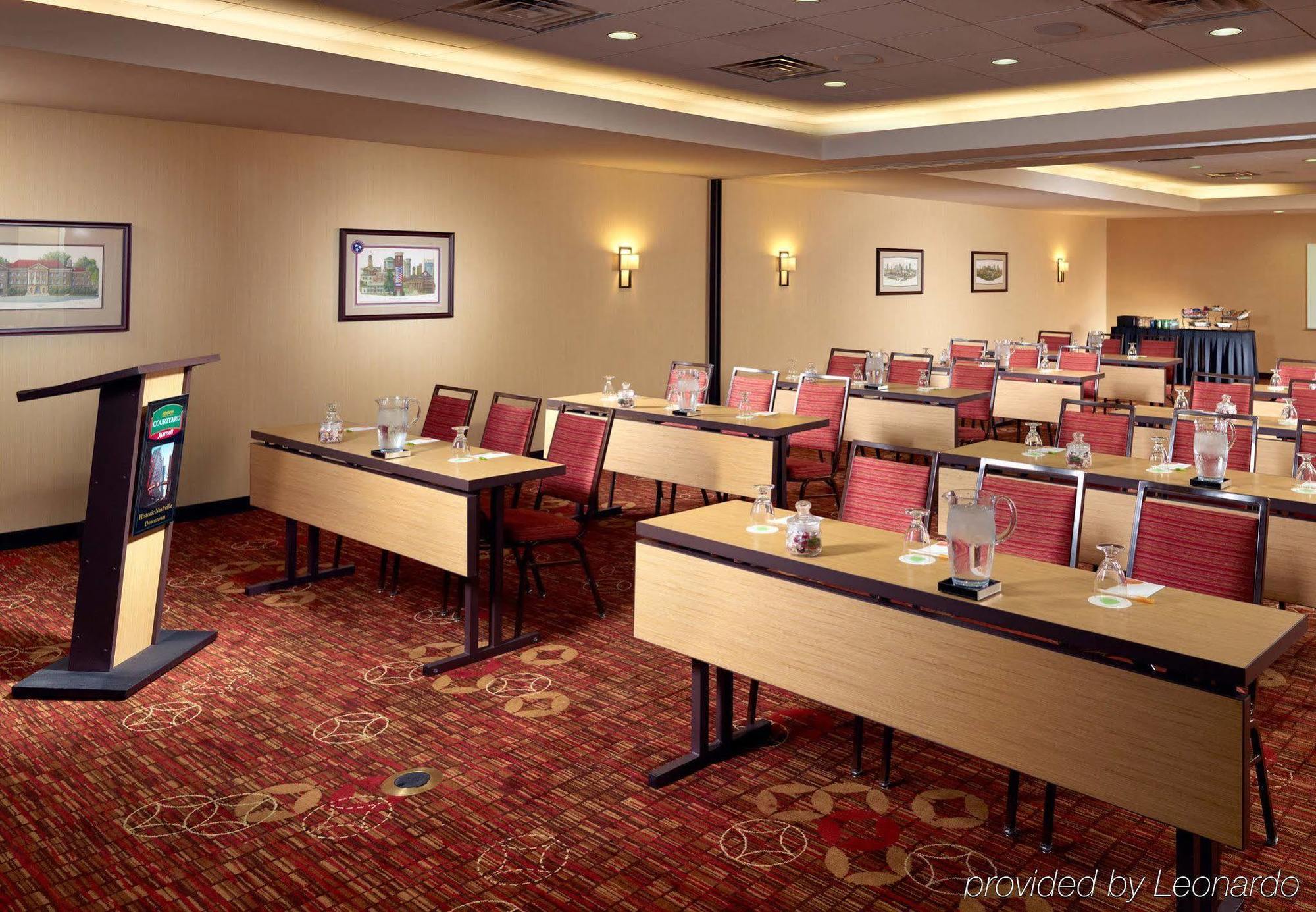 Courtyard By Marriott Nashville Downtown Business photo